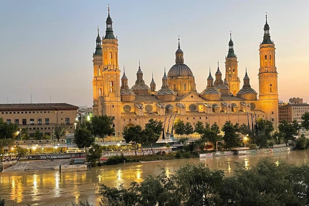 Apartamento Con Vistas Al Pilar Con Aparcamiento Privado Сарагоса Екстер'єр фото